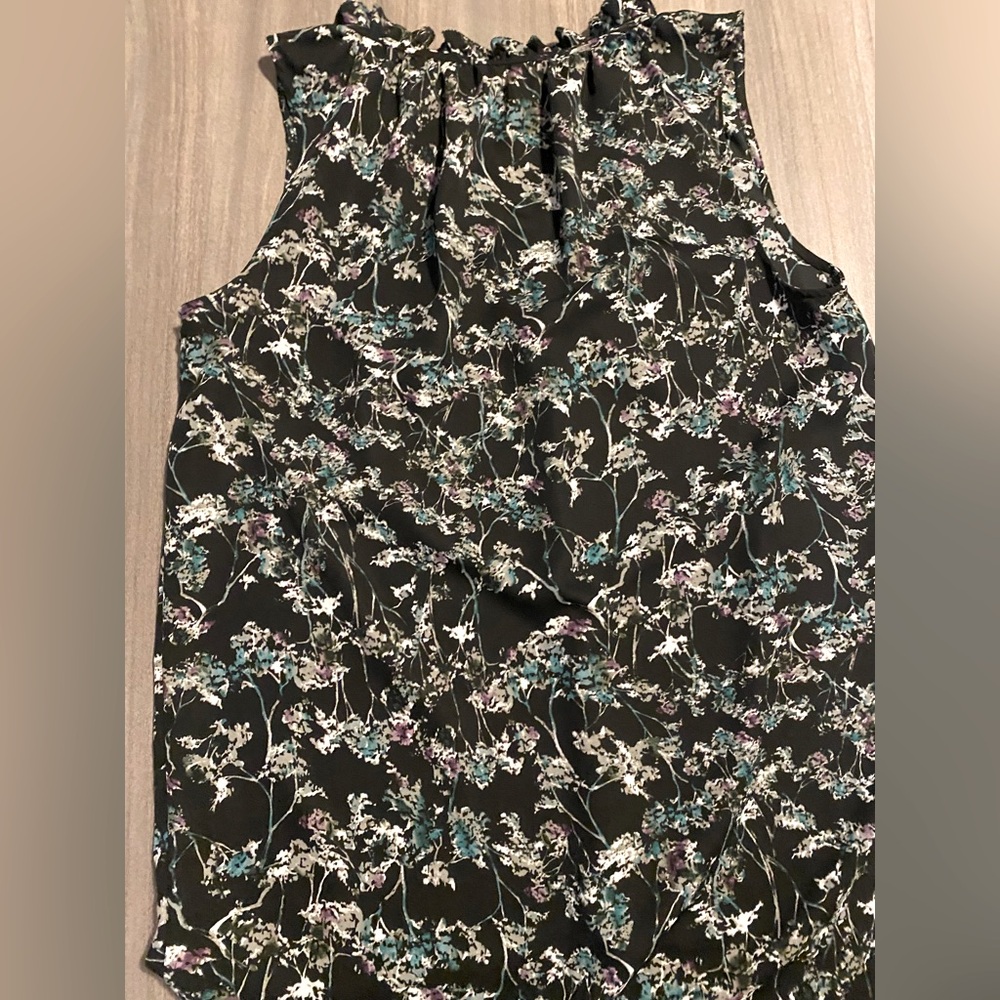 Vera Wang Ruffled Tie Front Sleeveless Blouse Gray Black